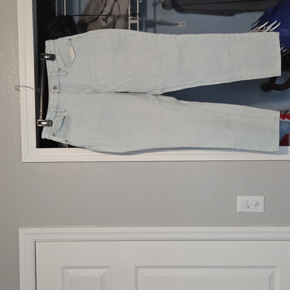 Madewell Women's Light Blue High Rise Jeans